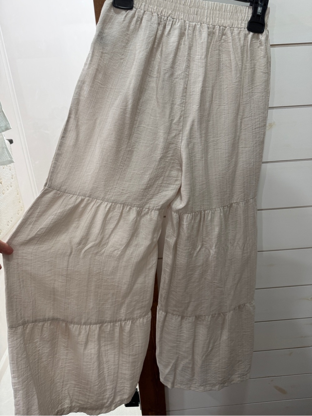 SHEIN Light Cream Tiered Wide-Leg Pants